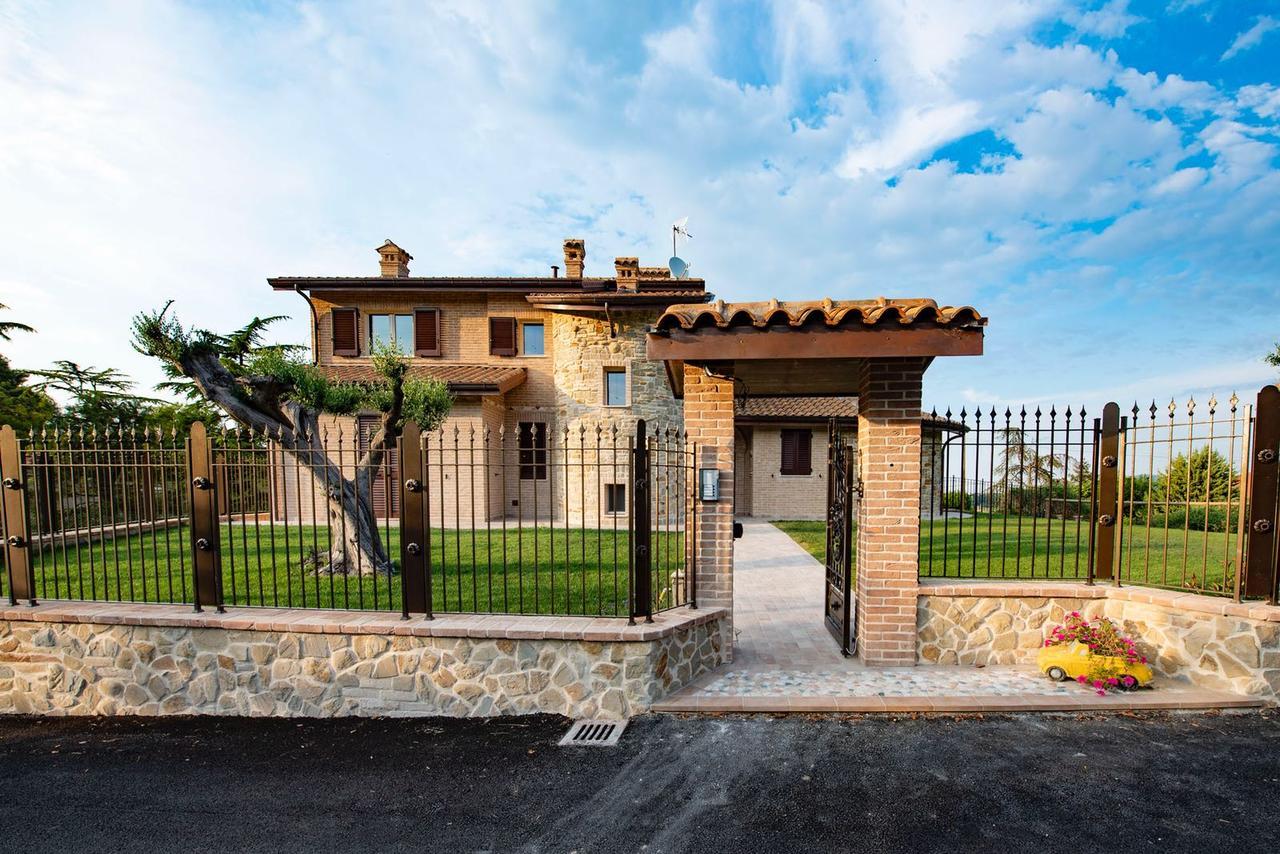 Offagna B&B Madonna Carradori Country מראה חיצוני תמונה